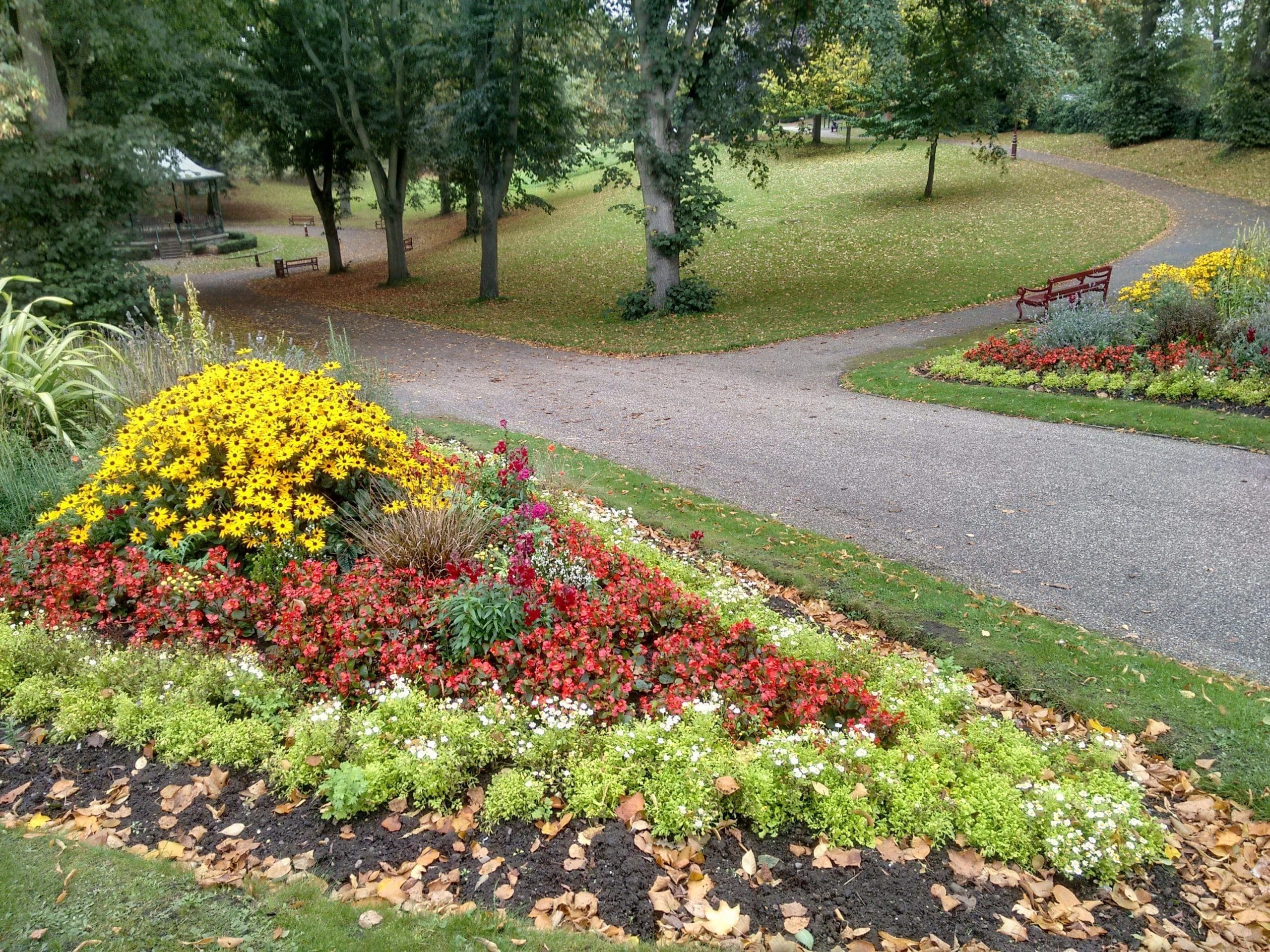 Tennis Court Refurb and new MUGA for Bellevue Park