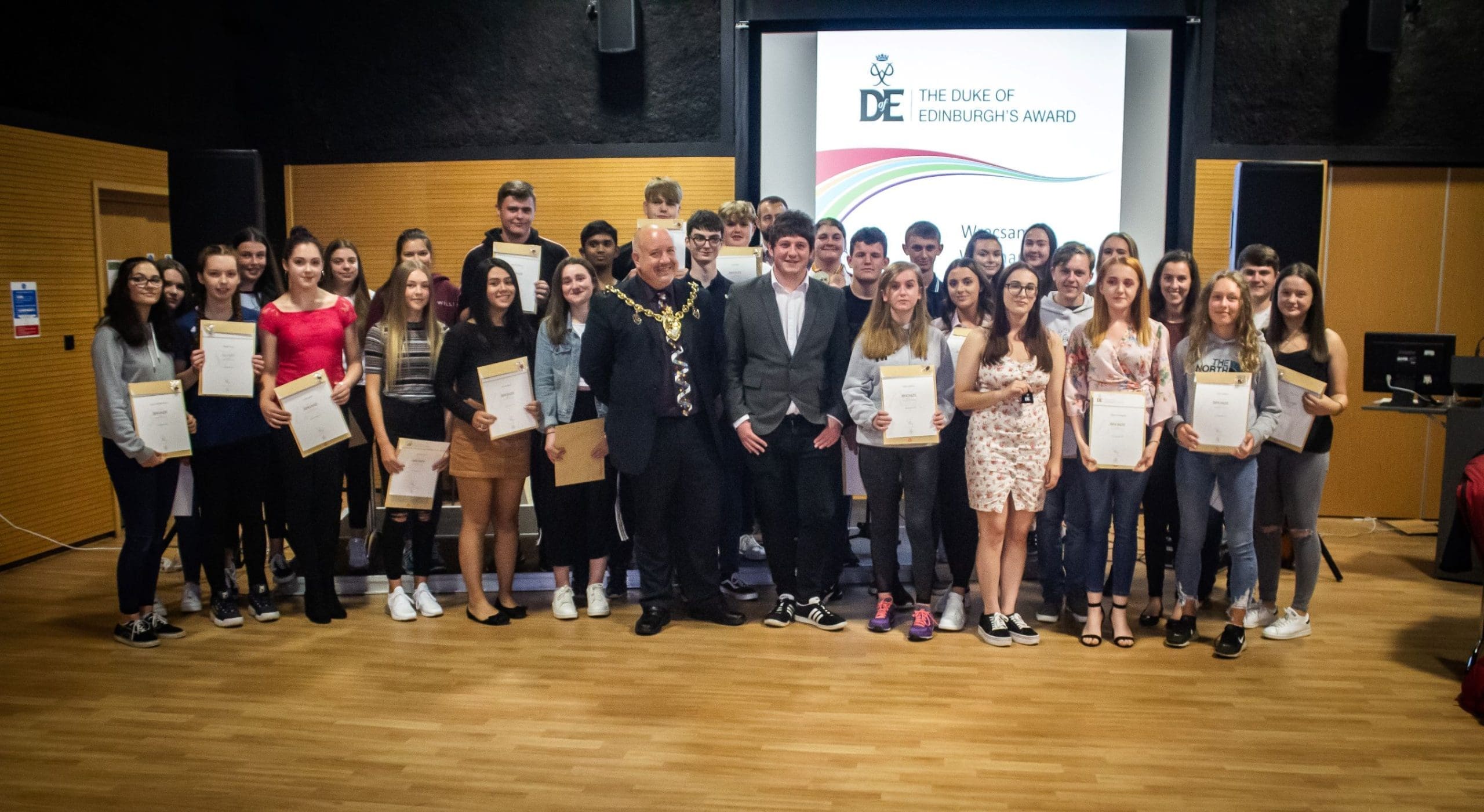 Young people achieve 9 gold, 7 silver and 32 bronze awards!