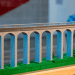 Wrecsam yn datgelu model Dyfrbont Pontcysyllte LEGO ac yn ymgyrchu i gael 10,000 o bleidleisiau